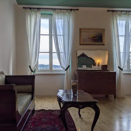 Castel San Mauro Konukevi