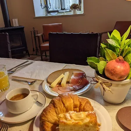 Castel San Mauro Konukevi